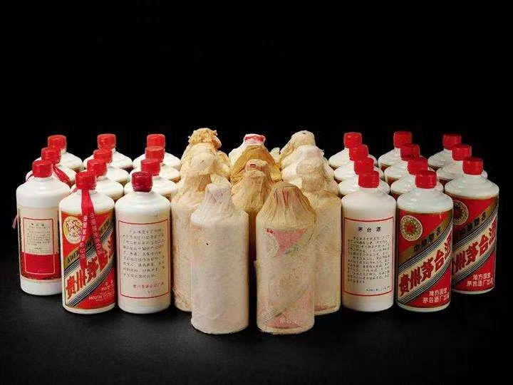 光山老酒回收上门哪里回收(附近上门回收茅台酒）?